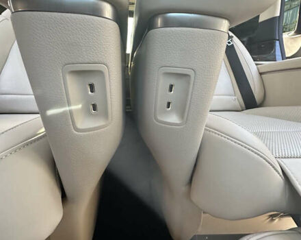 Черный Мерседес В-Класс, объемом двигателя 1.95 л и пробегом 57 тыс. км за 101000 $, фото 66 на Automoto.ua