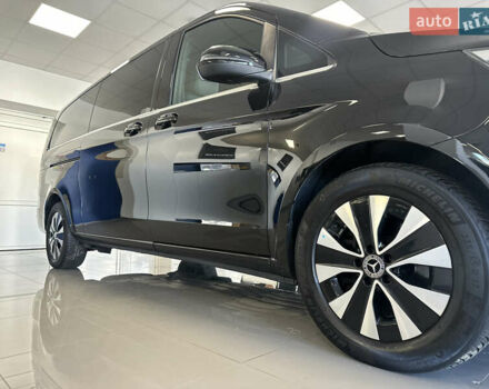 Черный Мерседес В-Класс, объемом двигателя 1.95 л и пробегом 40 тыс. км за 81900 $, фото 4 на Automoto.ua