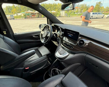 Чорний Мерседес В-Клас, об'ємом двигуна 1.95 л та пробігом 59 тис. км за 84000 $, фото 8 на Automoto.ua