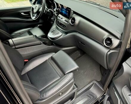 Черный Мерседес В-Класс, объемом двигателя 2 л и пробегом 56 тыс. км за 97000 $, фото 38 на Automoto.ua