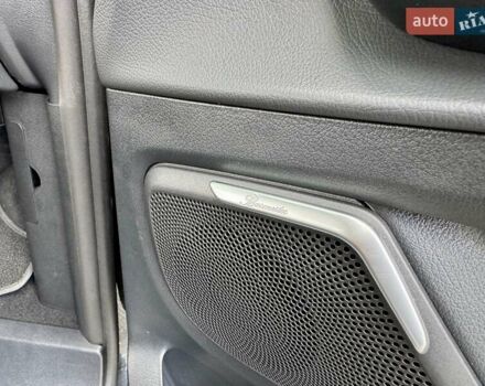 Чорний Мерседес В-Клас, об'ємом двигуна 1.95 л та пробігом 3 тис. км за 105900 $, фото 53 на Automoto.ua