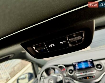 Черный Мерседес В-Класс, объемом двигателя 2 л и пробегом 56 тыс. км за 97000 $, фото 45 на Automoto.ua