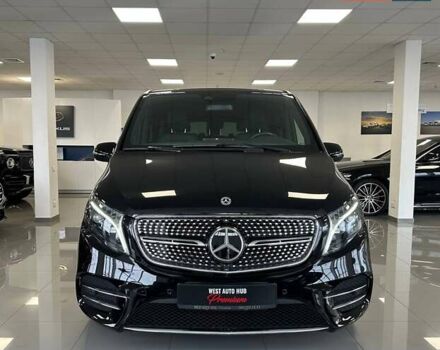 Чорний Мерседес В-Клас, об'ємом двигуна 2 л та пробігом 40 тис. км за 79500 $, фото 1 на Automoto.ua