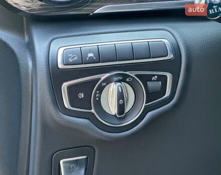 Чорний Мерседес В-Клас, об'ємом двигуна 2.14 л та пробігом 48 тис. км за 81900 $, фото 9 на Automoto.ua