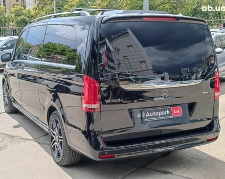 Чорний Мерседес В-Клас, об'ємом двигуна 2 л та пробігом 36 тис. км за 158930 $, фото 5 на Automoto.ua