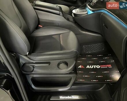Чорний Мерседес В-Клас, об'ємом двигуна 2.14 л та пробігом 35 тис. км за 89700 $, фото 52 на Automoto.ua
