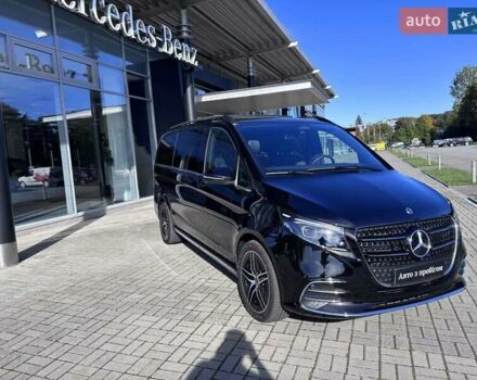 Чорний Мерседес В-Клас, об'ємом двигуна 2.14 л та пробігом 9 тис. км за 119800 $, фото 4 на Automoto.ua