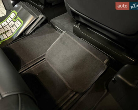 Черный Мерседес В-Класс, объемом двигателя 1.95 л и пробегом 8 тыс. км за 129900 $, фото 35 на Automoto.ua