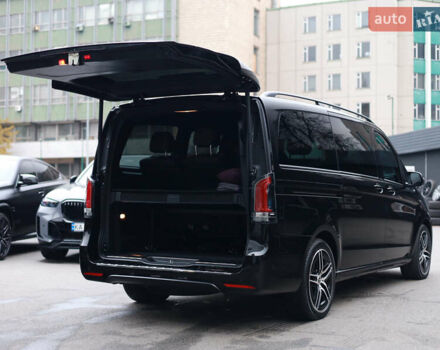 Черный Мерседес В-Класс, объемом двигателя 1.95 л и пробегом 19 тыс. км за 125000 $, фото 7 на Automoto.ua