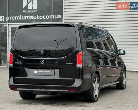 Черный Мерседес В-Класс, объемом двигателя 1.95 л и пробегом 93 тыс. км за 98500 $, фото 12 на Automoto.ua