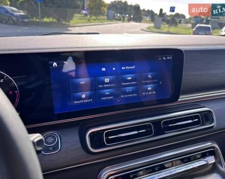 Чорний Мерседес В-Клас, об'ємом двигуна 2.14 л та пробігом 9 тис. км за 119800 $, фото 20 на Automoto.ua