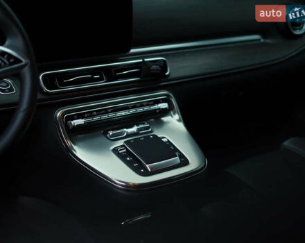 Черный Мерседес В-Класс, объемом двигателя 1.95 л и пробегом 19 тыс. км за 125000 $, фото 22 на Automoto.ua