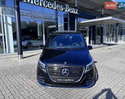 Чорний Мерседес В-Клас, об'ємом двигуна 2.14 л та пробігом 9 тис. км за 119800 $, фото 6 на Automoto.ua