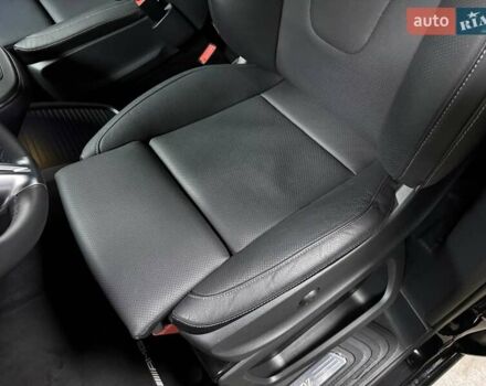 Черный Мерседес В-Класс, объемом двигателя 1.9 л и пробегом 8 тыс. км за 119500 $, фото 46 на Automoto.ua