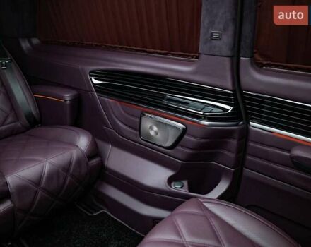 Черный Мерседес В-Класс, объемом двигателя 2.14 л и пробегом 5 тыс. км за 238322 $, фото 10 на Automoto.ua