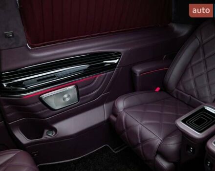 Черный Мерседес В-Класс, объемом двигателя 2.14 л и пробегом 5 тыс. км за 238322 $, фото 5 на Automoto.ua