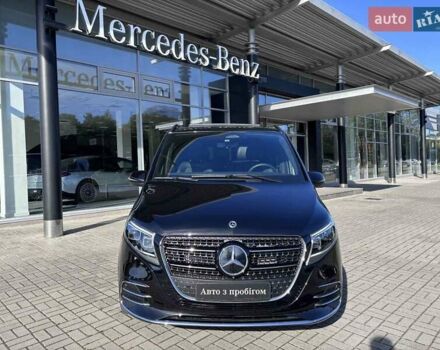 Чорний Мерседес В-Клас, об'ємом двигуна 2.14 л та пробігом 9 тис. км за 119800 $, фото 7 на Automoto.ua