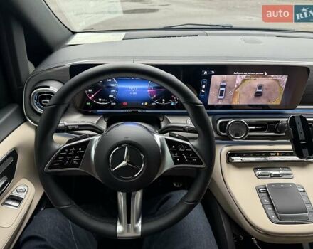 Черный Мерседес В-Класс, объемом двигателя 2 л и пробегом 41 тыс. км за 110000 $, фото 30 на Automoto.ua