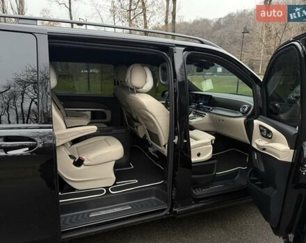 Черный Мерседес В-Класс, объемом двигателя 2 л и пробегом 41 тыс. км за 110000 $, фото 25 на Automoto.ua