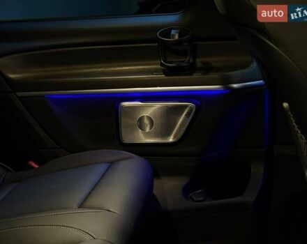 Черный Мерседес В-Класс, объемом двигателя 1.9 л и пробегом 8 тыс. км за 119500 $, фото 58 на Automoto.ua