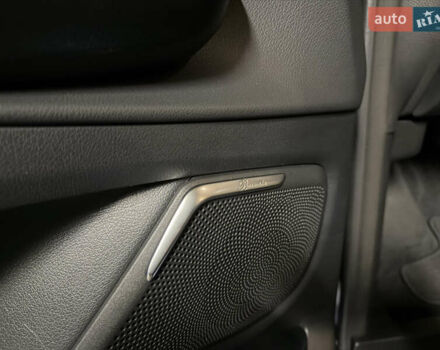 Черный Мерседес В-Класс, объемом двигателя 1.95 л и пробегом 8 тыс. км за 129900 $, фото 29 на Automoto.ua