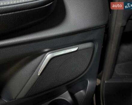 Черный Мерседес В-Класс, объемом двигателя 1.9 л и пробегом 8 тыс. км за 119500 $, фото 38 на Automoto.ua