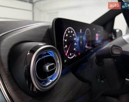 Черный Мерседес В-Класс, объемом двигателя 1.95 л и пробегом 53 тыс. км за 107500 $, фото 30 на Automoto.ua