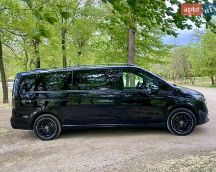 Чорний Мерседес В-Клас, об'ємом двигуна 1.95 л та пробігом 32 тис. км за 131500 $, фото 3 на Automoto.ua