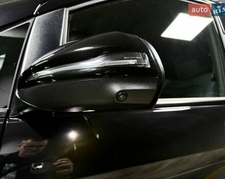 Черный Мерседес В-Класс, объемом двигателя 1.9 л и пробегом 8 тыс. км за 119500 $, фото 29 на Automoto.ua