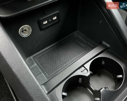 Черный Мерседес В-Класс, объемом двигателя 1.95 л и пробегом 93 тыс. км за 98500 $, фото 49 на Automoto.ua