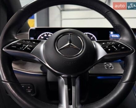 Черный Мерседес В-Класс, объемом двигателя 1.95 л и пробегом 53 тыс. км за 107500 $, фото 37 на Automoto.ua