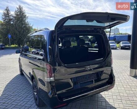 Чорний Мерседес В-Клас, об'ємом двигуна 2.14 л та пробігом 9 тис. км за 119800 $, фото 13 на Automoto.ua