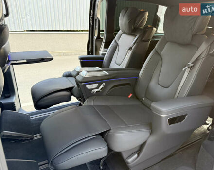 Черный Мерседес В-Класс, объемом двигателя 1.95 л и пробегом 1 тыс. км за 159000 $, фото 49 на Automoto.ua