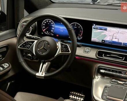 Черный Мерседес В-Класс, объемом двигателя 2.14 л и пробегом 15 тыс. км за 178000 $, фото 11 на Automoto.ua