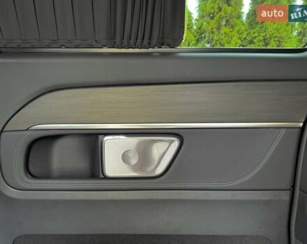 Черный Мерседес В-Класс, объемом двигателя 1.95 л и пробегом 3 тыс. км за 162000 $, фото 20 на Automoto.ua