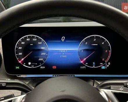 Черный Мерседес В-Класс, объемом двигателя 2.14 л и пробегом 15 тыс. км за 178000 $, фото 25 на Automoto.ua