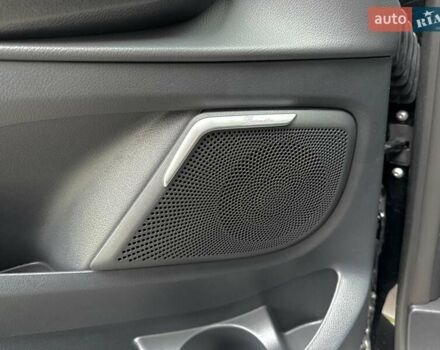 Черный Мерседес В-Класс, объемом двигателя 1.95 л и пробегом 3 тыс. км за 162000 $, фото 16 на Automoto.ua