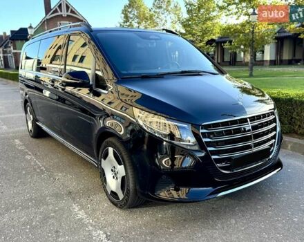 Черный Мерседес В-Класс, объемом двигателя 1.95 л и пробегом 3 тыс. км за 165000 $, фото 17 на Automoto.ua