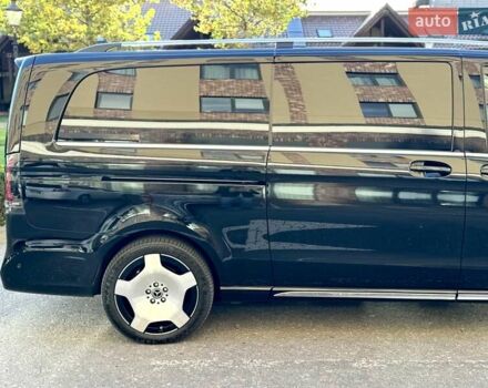 Черный Мерседес В-Класс, объемом двигателя 1.95 л и пробегом 3 тыс. км за 165000 $, фото 14 на Automoto.ua