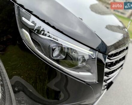 Черный Мерседес В-Класс, объемом двигателя 1.95 л и пробегом 3 тыс. км за 162000 $, фото 12 на Automoto.ua