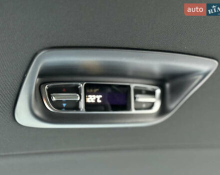 Черный Мерседес В-Класс, объемом двигателя 1.95 л и пробегом 1 тыс. км за 159000 $, фото 68 на Automoto.ua