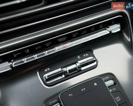 Черный Мерседес В-Класс, объемом двигателя 1.95 л и пробегом 1 тыс. км за 153500 $, фото 89 на Automoto.ua