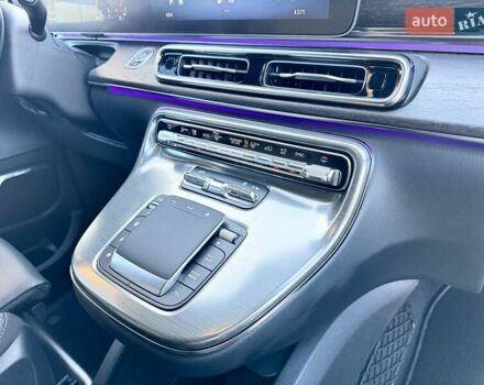 Черный Мерседес В-Класс, объемом двигателя 1.95 л и пробегом 3 тыс. км за 163000 $, фото 37 на Automoto.ua