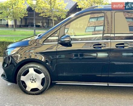 Черный Мерседес В-Класс, объемом двигателя 1.95 л и пробегом 3 тыс. км за 165000 $, фото 5 на Automoto.ua