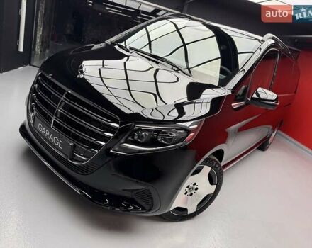 Чорний Мерседес В-Клас, об'ємом двигуна 1.9 л та пробігом 1 тис. км за 159800 $, фото 8 на Automoto.ua