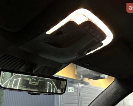 Черный Мерседес В-Класс, объемом двигателя 2.14 л и пробегом 15 тыс. км за 178000 $, фото 2 на Automoto.ua