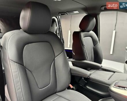 Чорний Мерседес В-Клас, об'ємом двигуна 1.9 л та пробігом 1 тис. км за 159800 $, фото 67 на Automoto.ua