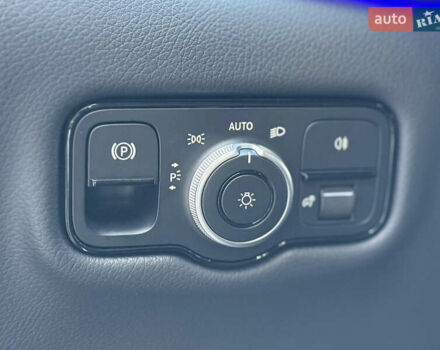 Чорний Мерседес В-Клас, об'ємом двигуна 1.95 л та пробігом 1 тис. км за 159000 $, фото 61 на Automoto.ua