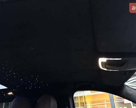 Черный Мерседес В-Класс, объемом двигателя 2.14 л и пробегом 15 тыс. км за 178000 $, фото 4 на Automoto.ua