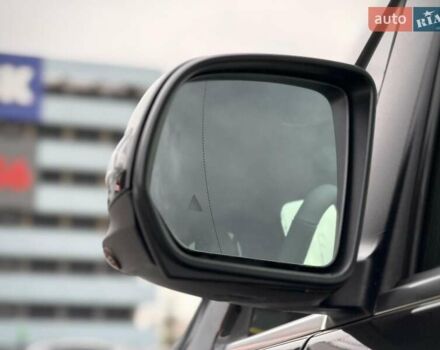 Черный Мерседес В-Класс, объемом двигателя 1.95 л и пробегом 1 тыс. км за 153500 $, фото 4 на Automoto.ua